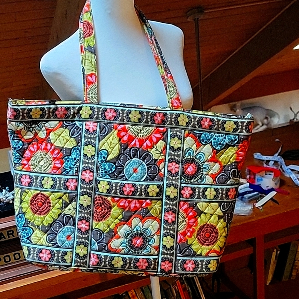 Vera Bradley Tote/W Computer Case